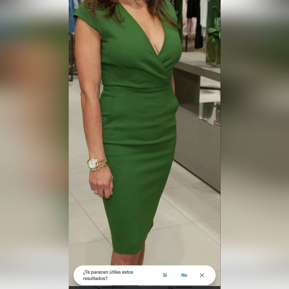MaxMara Green Sheath‎ Dress with V-Neck Cap Sleeves